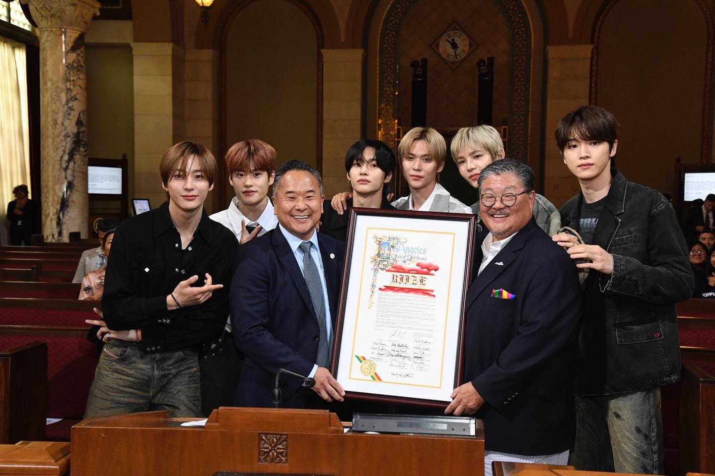 클릭시 이미지 새창.